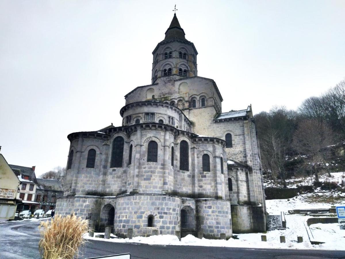 Hotel Restaurant Notre Dame Orcival Exterior foto